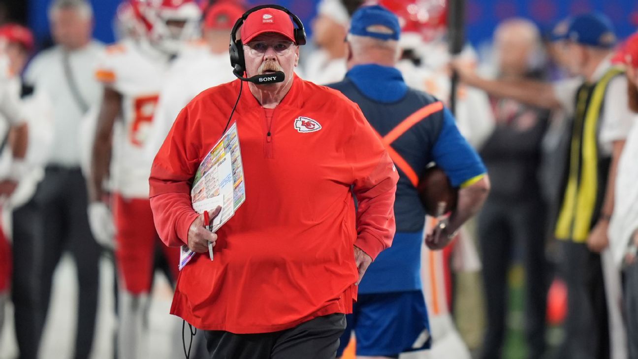 Reid downplays sideline dustup with Kelce amid Chiefs’ 1st win