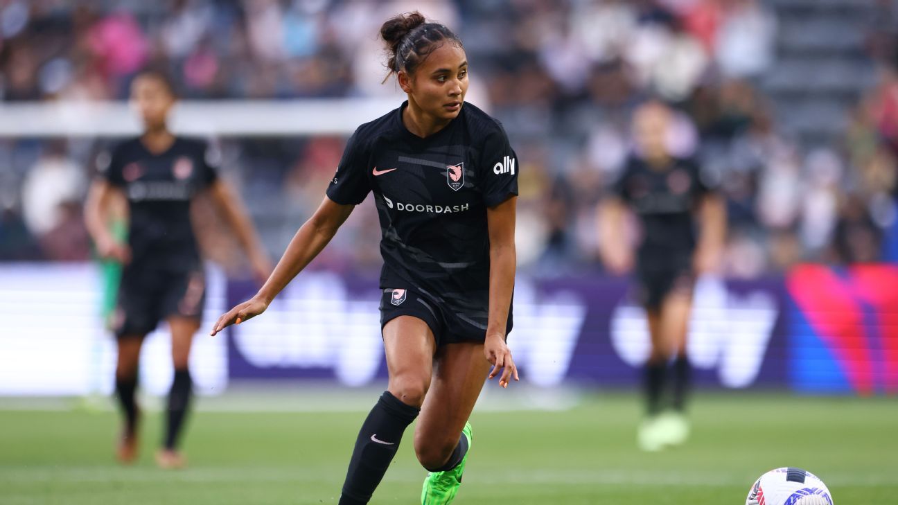 Sources: Alyssa Thompson flies to London amid Chelsea links