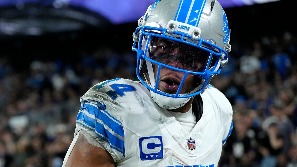 St. Brown remains WR2 after win over Browns