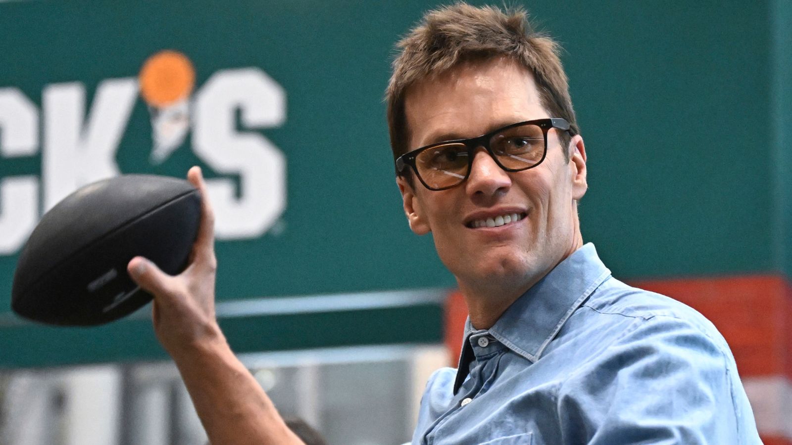 Tom Brady to play in Saudi Arabia in flag football tournament alongside NFL stars Saquon Barkley and Christian McCaffrey | NFL News