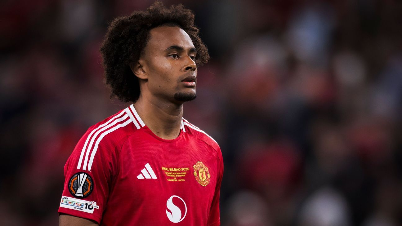 Transfer rumors, news: Serie A clubs queue up for Zirkzee