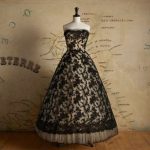 Christian Dior, Carmen, evening gown, Autumn-Winter 1951 haute couture collection, Longue line. Paris, Fondation Azzedine Alaïa.