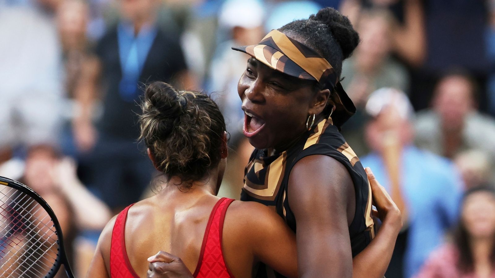 Leylah Fernandez, left, of Canada, and Venus Williams, of the United States, celebrate a win during a third-round doubles match of the U.S. Open tennis championships, Monday, Sept. 1, 2025, in New York. (AP Photo/Heather Khalifa)