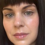 Victoria Beckham's Foundation Drops Are Perfect For A No-Makeup Makeup Look