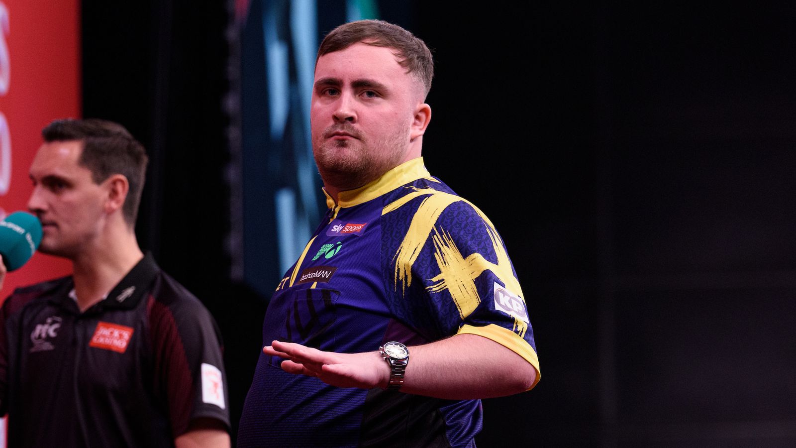 World Series of Darts Finals: Luke Littler fights back to book quarter-final spot as Luke Humphries and Michael van Gerwen set up clash | Darts News