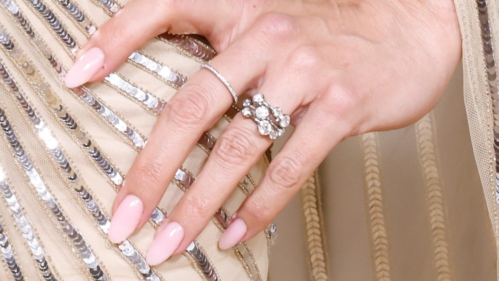 2026 Wedding Nail Trends: Jelly, Translucent-sheer and Soft-square