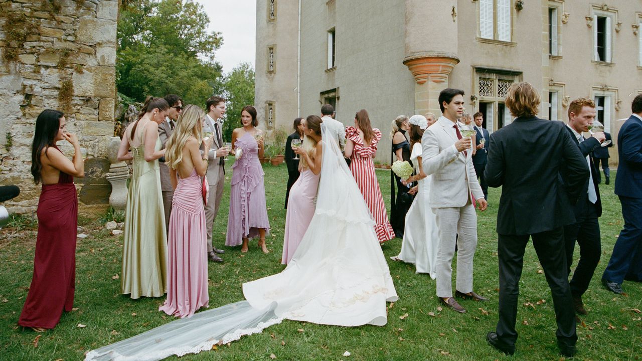 6 Fall Wedding Guest Outfit Ideas for Your Next Invite