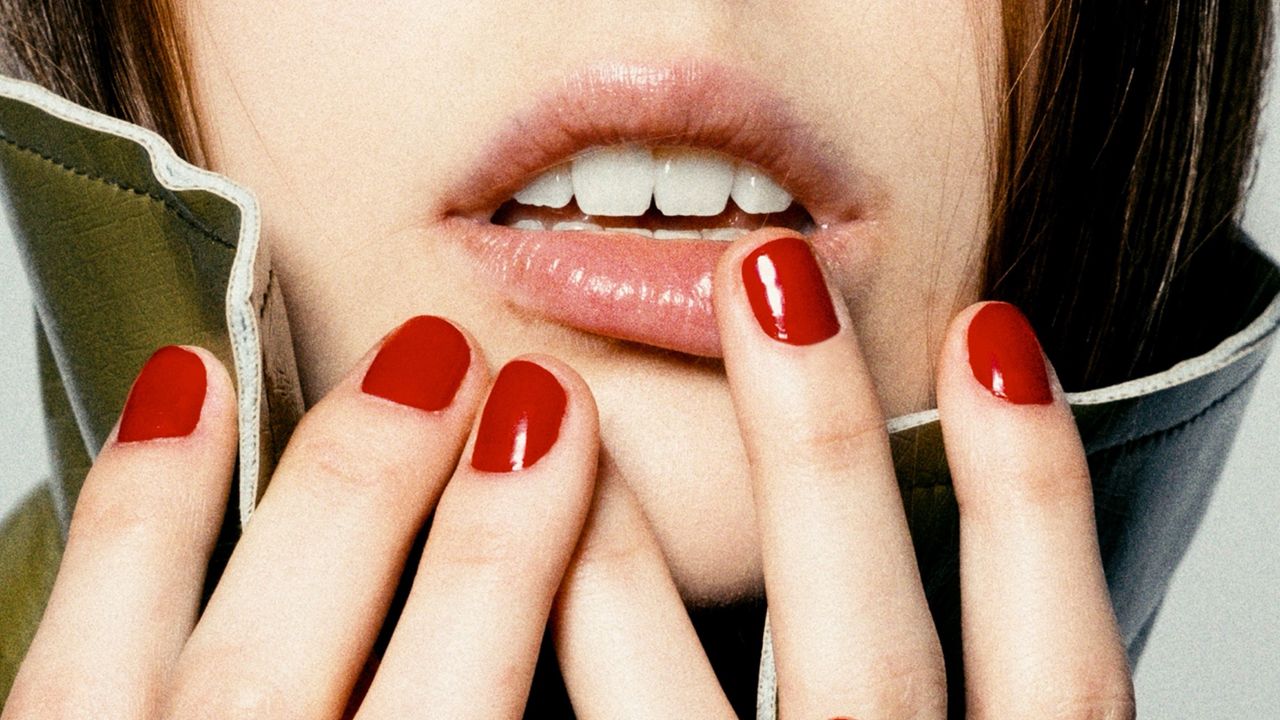 9 Best Retinol Hand Creams to Diminish Sun Spots, Crepiness, Sagging, and More