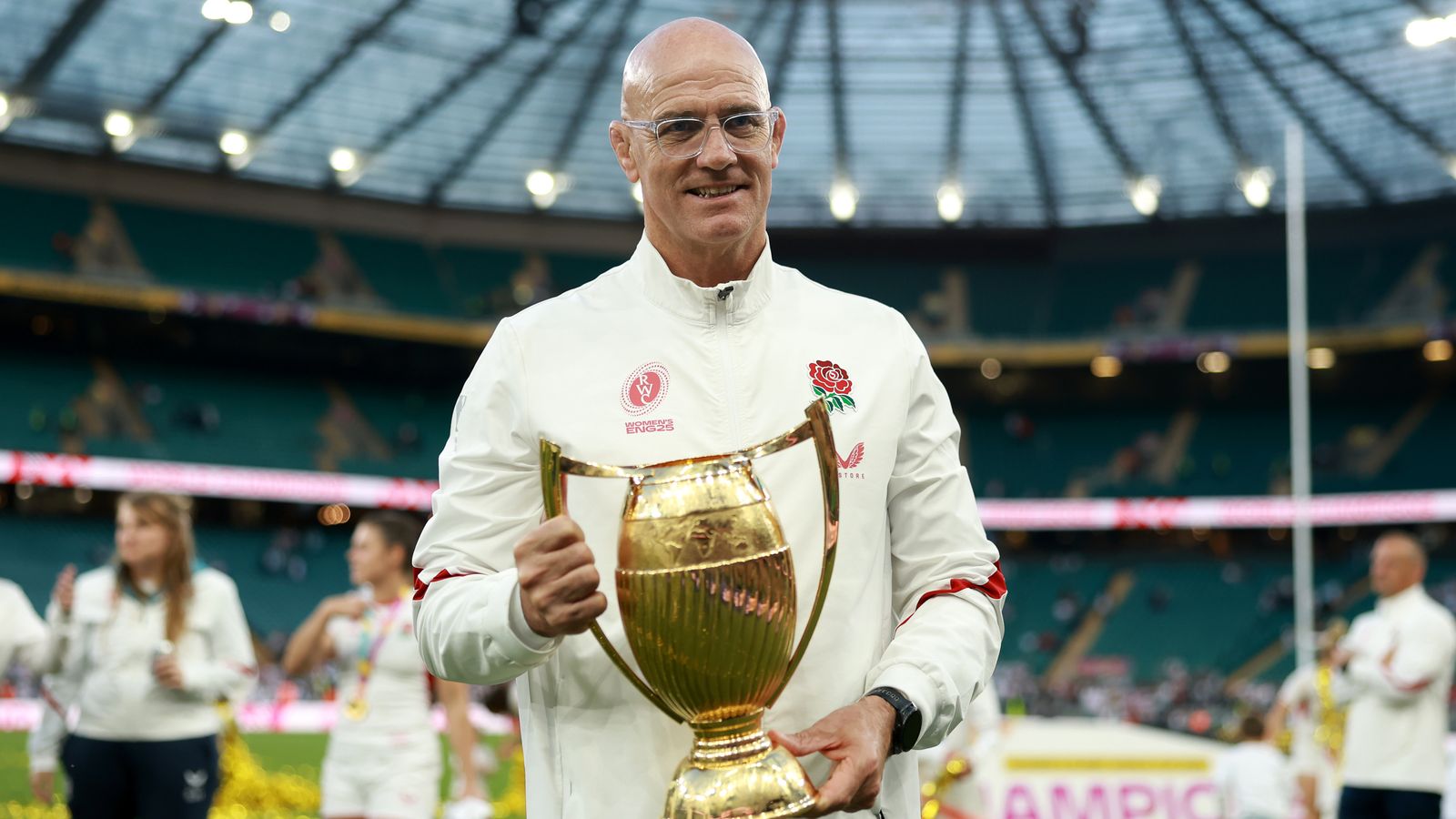 A man in a women’s world: Inside John Mitchell’s World Cup-winning Red Roses camp | Rugby Union News