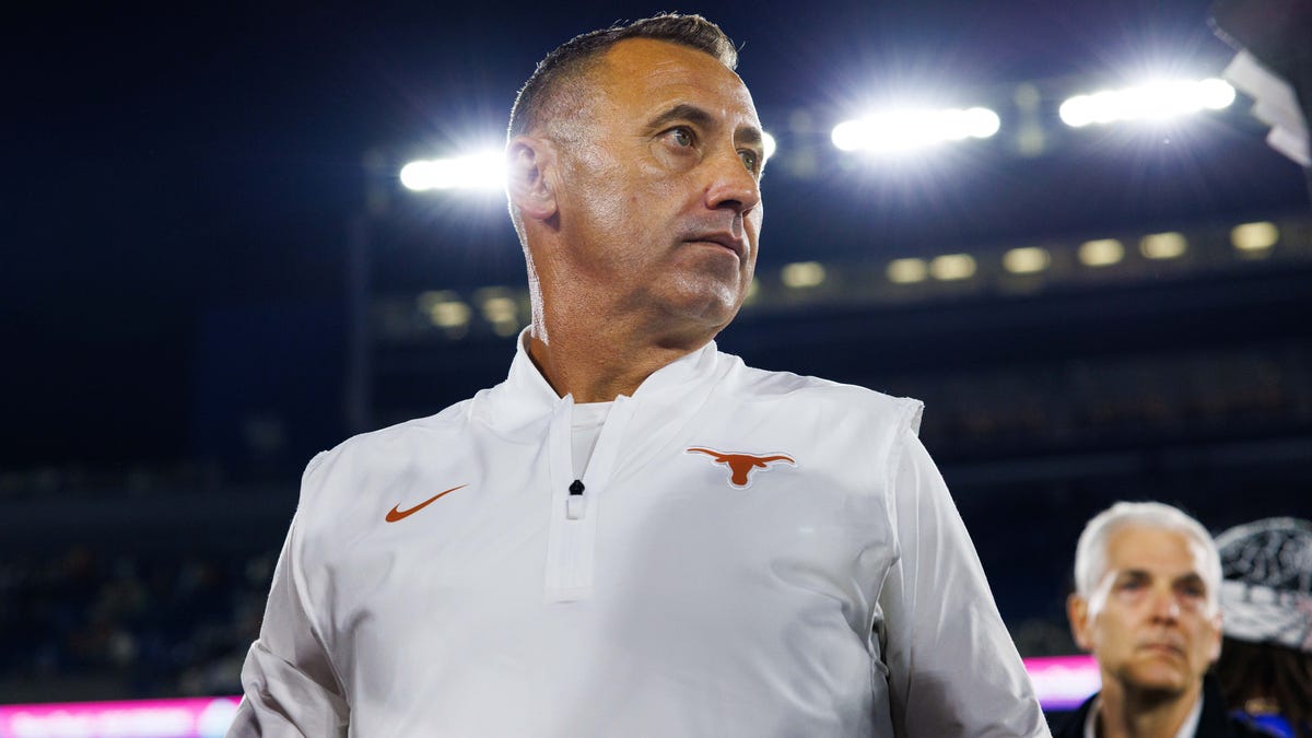 After close call, Texas Football drops one spot in US LBM Coaches Poll