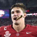 Alabama lights up Tennessee for 4th straight win vs. ranked team