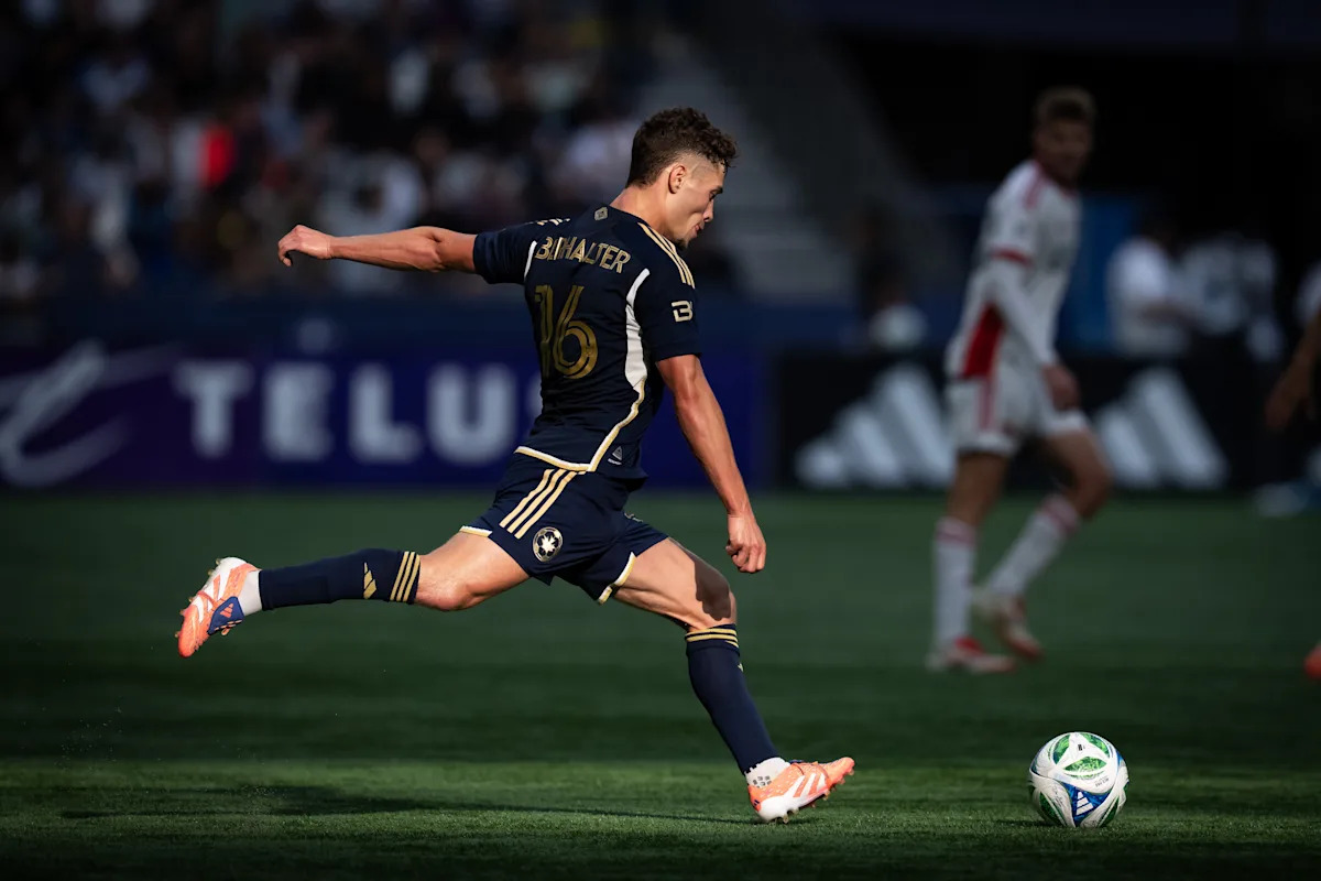 Berhalter has 2 goals, assist; Whitecaps beat Earthquakes 4-1, remain tied atop Western Conference