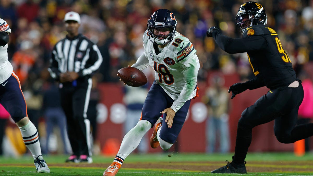 Chicago Bears overcome maximum adversity to move above .500 mark