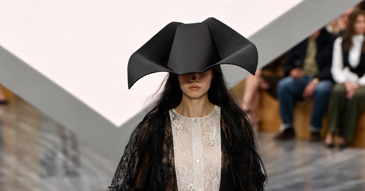 Dior’s Spring/Summer 2026 Show Cast Jonathan Anderson’s Fresh Vision For The Brand