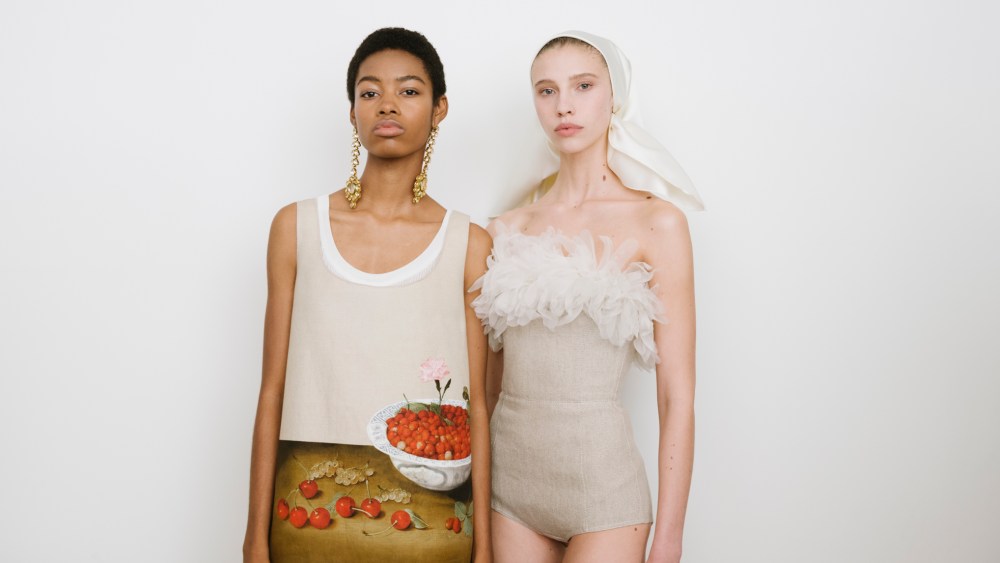 Giambattista Valli Spring 2026 Ready-to-Wear Runway, Fashion Show & Collection Review