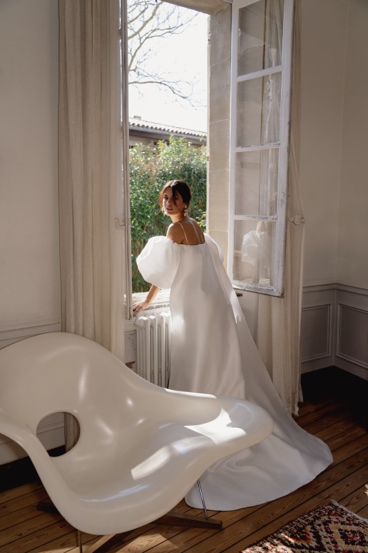 Grace Loves Lace: A Line of Bridal Gowns Handmade in Australia