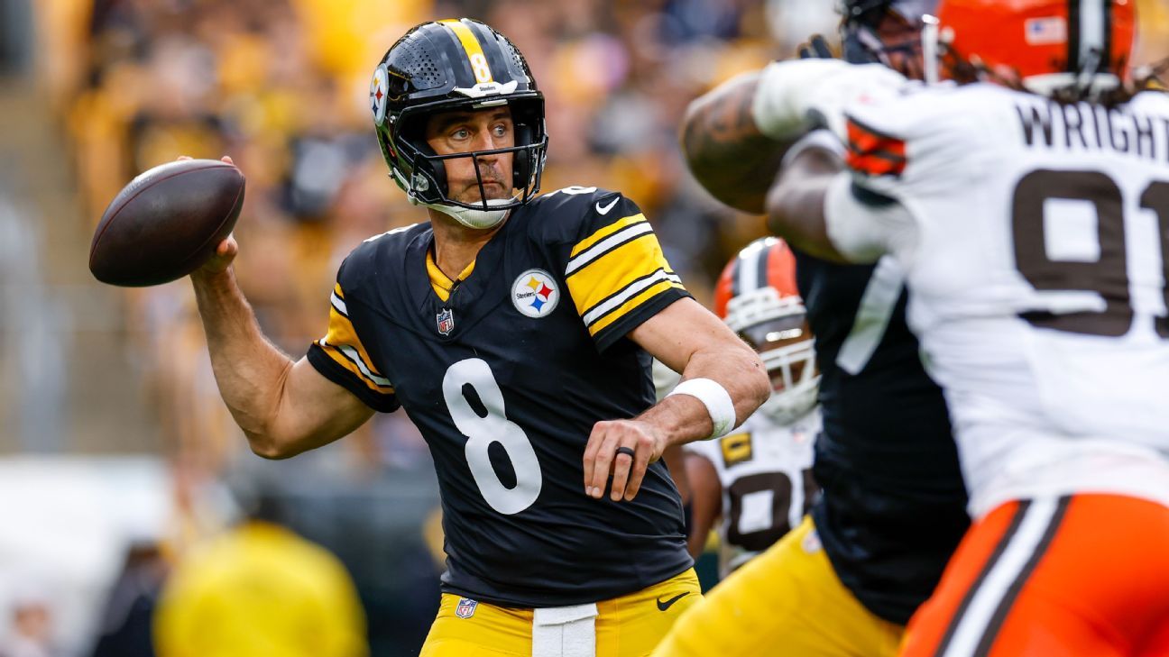 How five NFL quarterbacks look with their new teams in 2025
