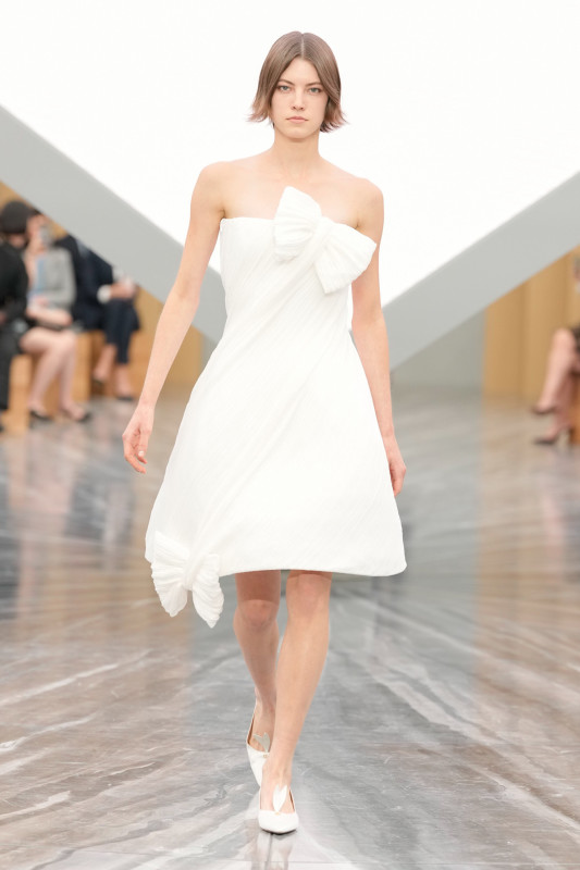 Jonathan Anderson Makes His Dior Debut