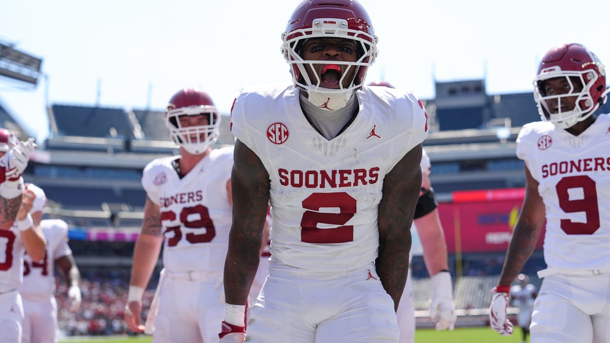 Jovantae Barnes, Keontez Lewis to sit out vs. South Carolina