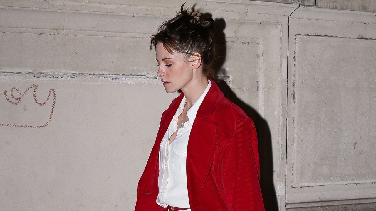 Kristen Stewart Takes Parisian Chic Very Literally