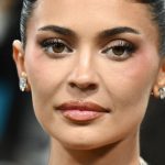 Kylie Jenner’s French Pedicure Is A Fresh Take On The Y2K Classic