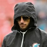 Dolphins head coach Mike McDaniel