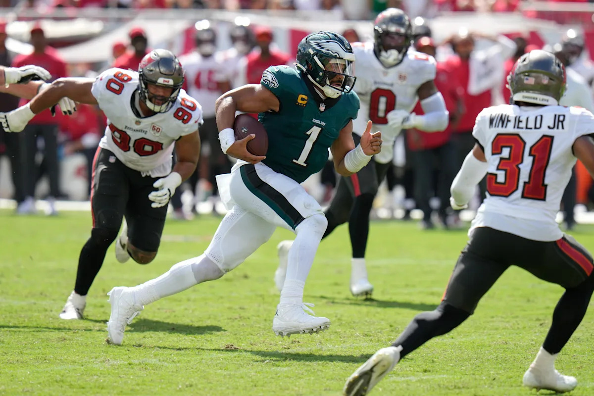 Pro Picks: Eagles will stay undefeated and edge the Broncos in a close, tough game