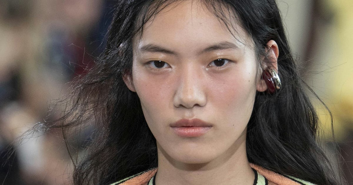 Rabanne’s Spring/Summer 2026 Makeup Look Is Keeping The Sunburn Blush Trend Alive