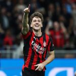 MILAN, ITALY - SEPTEMBER 28: Alexis Saelemaekers of AC Milan celebrates after scoring a goal during the Serie A match between AC Milan and SSC Napoli at Giuseppe Meazza Stadium on September 28, 2025 in Milan, Italy. (Photo by Marco Luzzani/Getty Images)