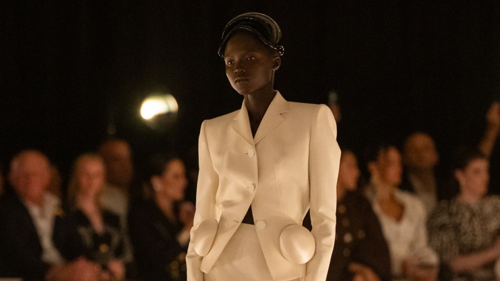 Schiaparelli Spring 2026 Ready-to-Wear Runway, Fashion Show & Collection Review