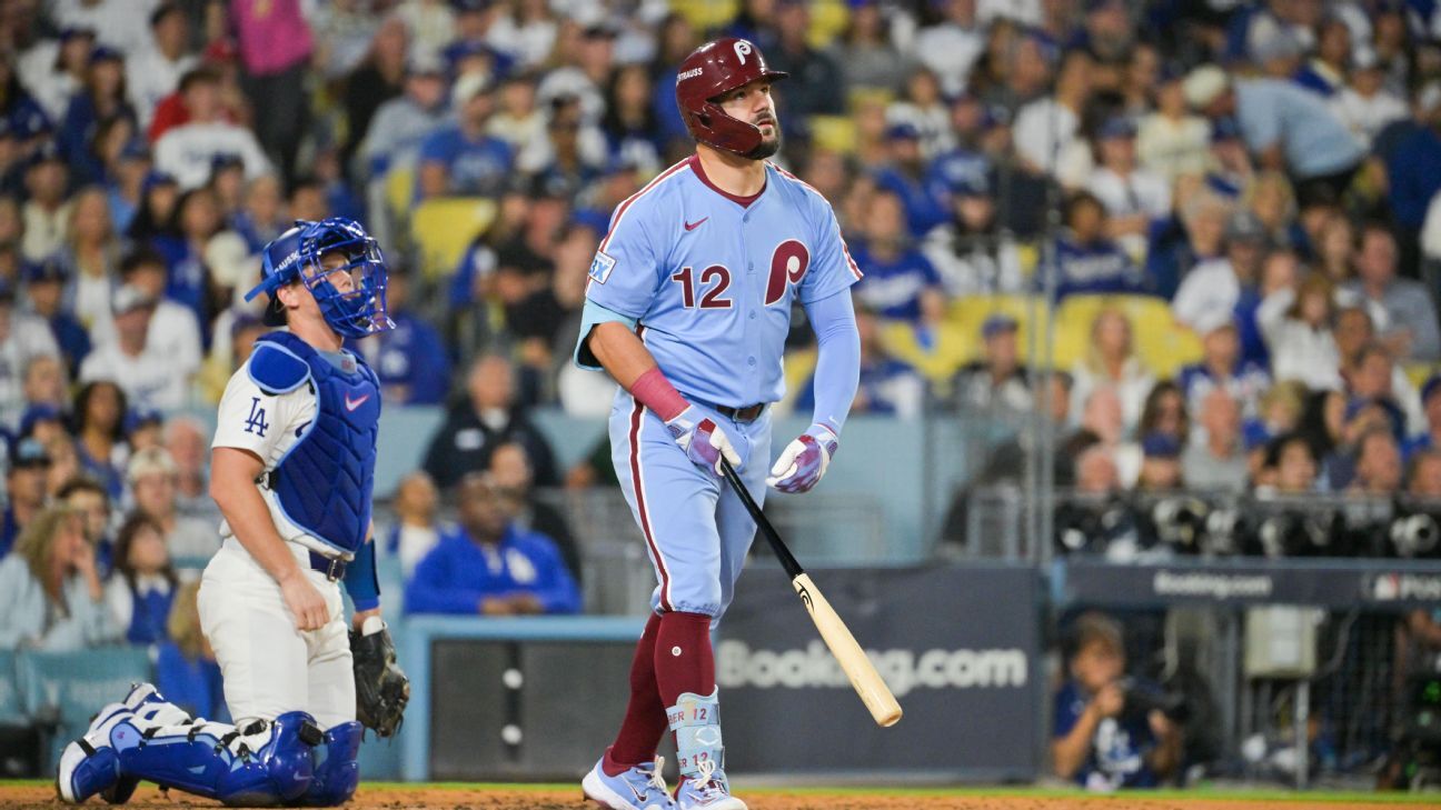 Schwarber homers twice as Phillies avoid sweep in Game 3 of NLDS