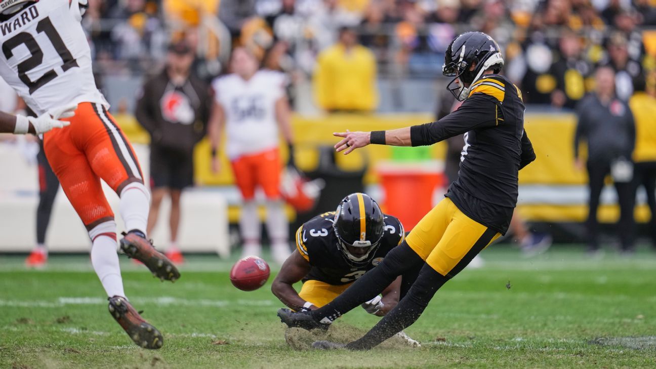 Source: Players miffed over surface at Steelers’ Acrisure Stadium