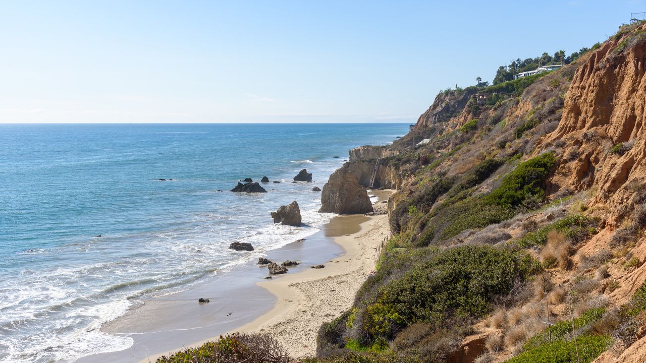 The Best Beaches in Los Angeles For Surf, Sand, and Sunny Days