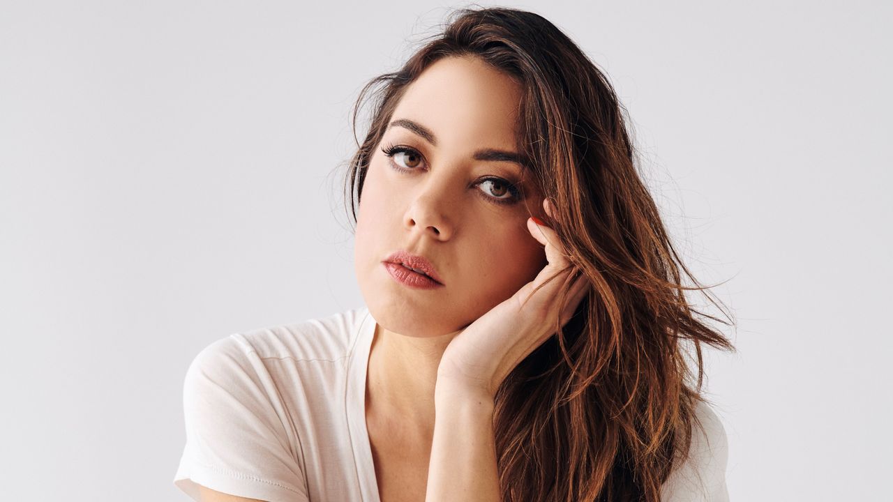 ‘I Just Like Her.’ Ethan Coen and Aubrey Plaza Keep Collaborating in ‘Let’s Love!’